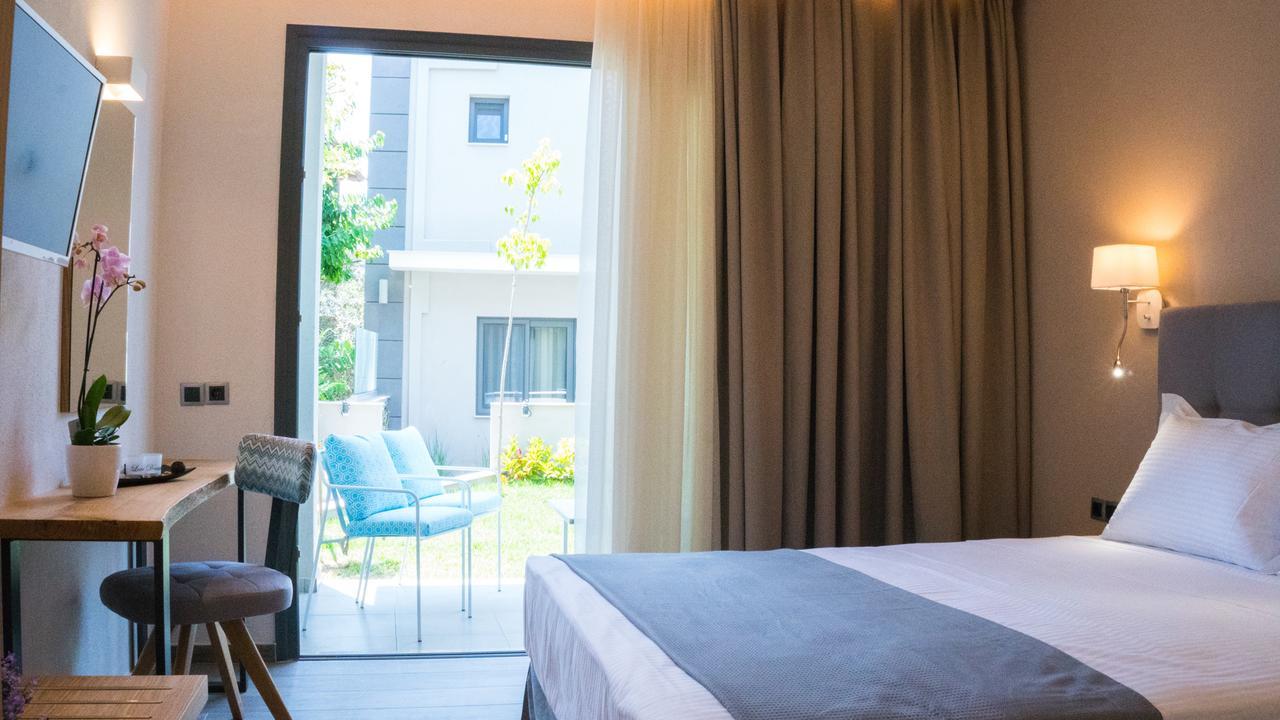 Costa Domus Blue Luxury Apartments ニキティ エクステリア 写真