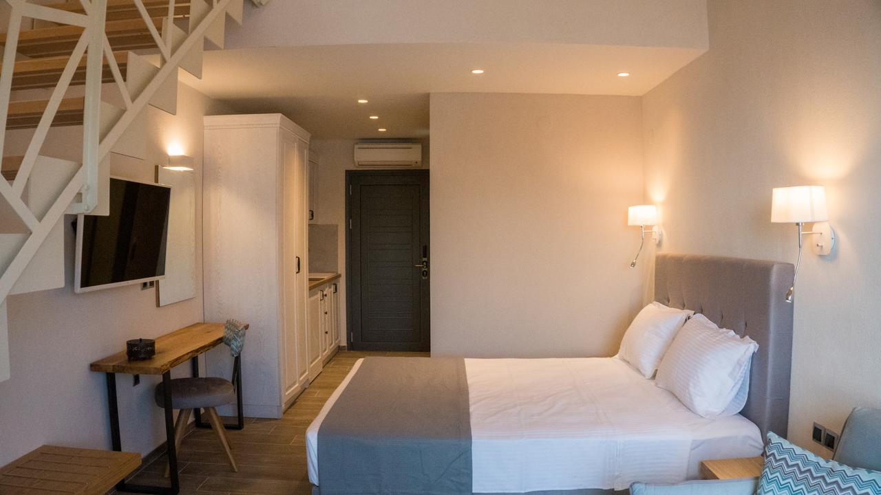 Costa Domus Blue Luxury Apartments ニキティ エクステリア 写真